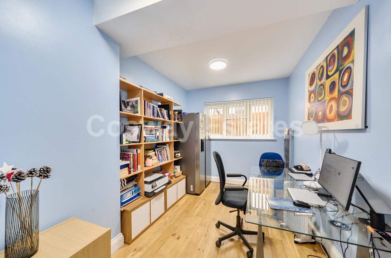 Pangbourne Drive, Stanmore, HA7, Stanmore